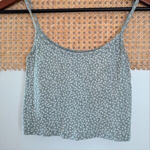 Brandy Melville Skylar Green Flower Cropped Tank Top Y2K Delicate Dainty Floral